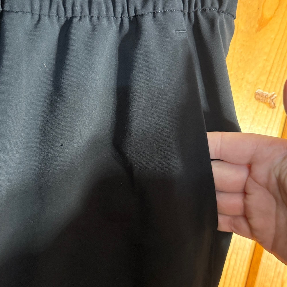 Lululemon Athletica black jogger sweatpants size 4 workout athletic casual pants - Picture 3 of 7